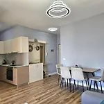 Albina 118 * Sarandë